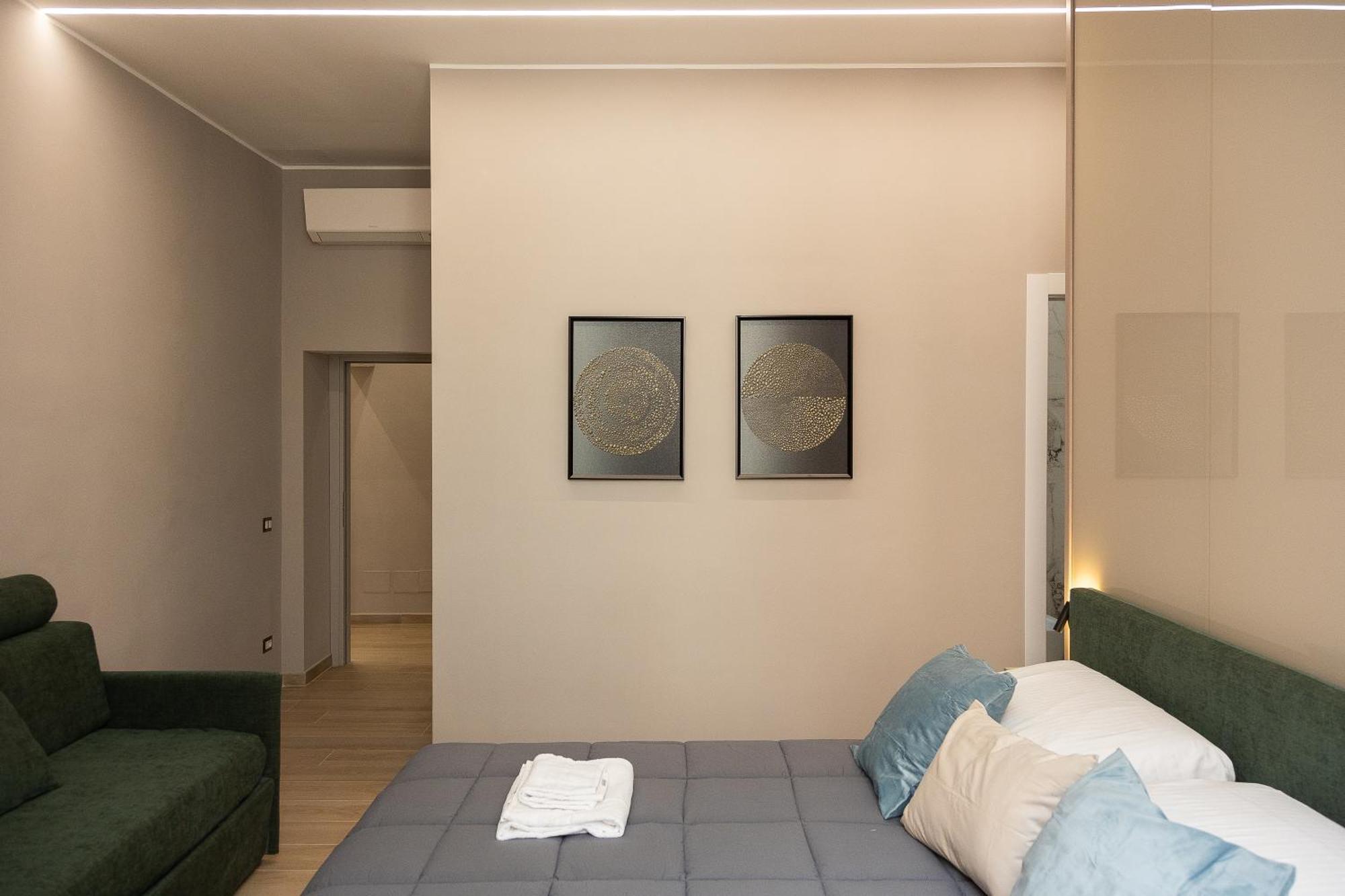 רומא Iron Luxury Rooms מראה חיצוני תמונה